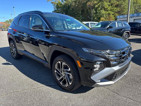 New 2025 Hyundai Tucson Limited image 2