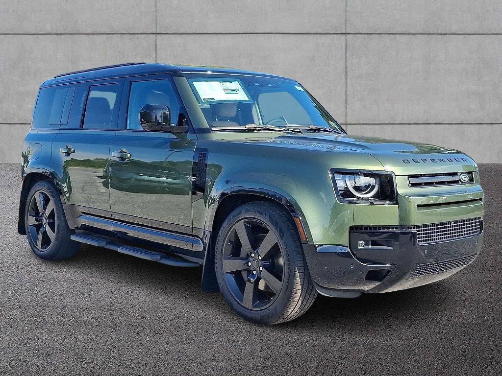 New 2026 Land Rover Defender 110 X-Dynamic SE AWD/4WD image 2