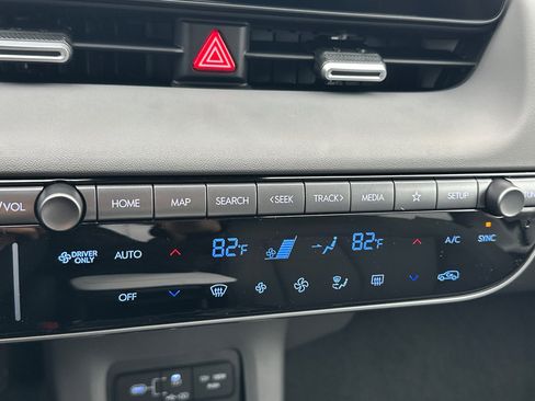 New 2026 Hyundai Ioniq 5 SEL image 21