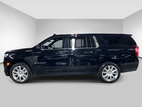 Used 2023 Chevrolet Suburban High Country AWD/4WD image 2