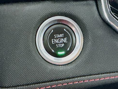 Used 2023 Chevrolet Colorado Z71 w/ Z71 Convenience Package 2 AWD/4WD image 20