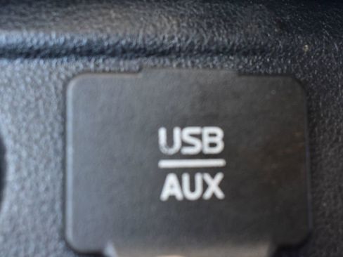 Used 2016 Nissan Versa Note SV image 34