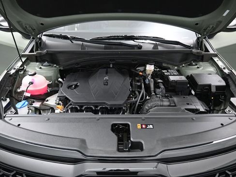 Used 2025 Kia Sportage X-Line w/ Premium Package image 38