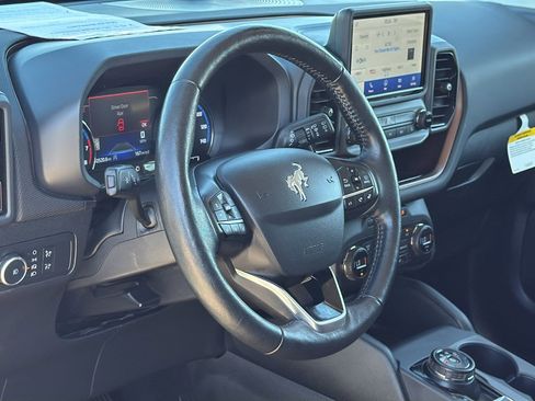 Used 2021 Ford Bronco Sport Outer Banks w/ Outer Banks Package image 7