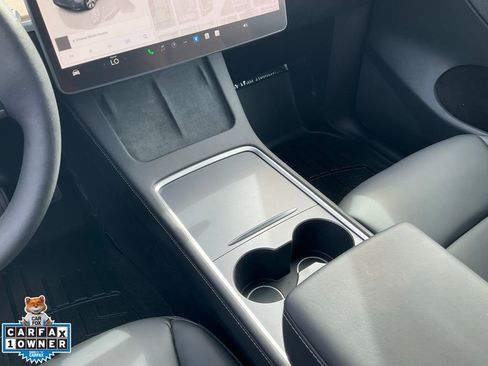 Used 2023 Tesla Model Y Long Range image 50