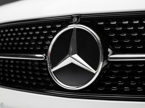 Used 2023 Mercedes-Benz E 450 Coupe image 12