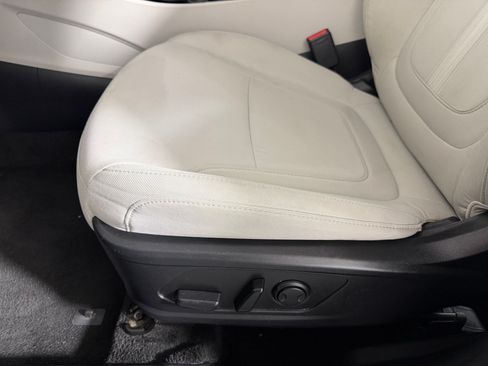 Used 2025 Hyundai Tucson SEL AWD/4WD image 13