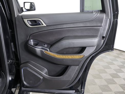 Used 2019 GMC Yukon Denali w/ Denali Ultimate Package image 32