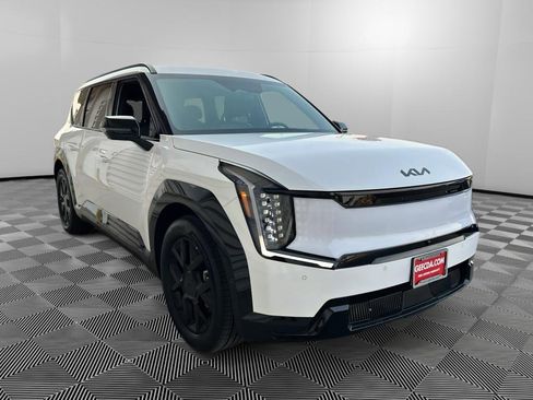 New 2026 Kia EV9 Land w/ Nightfall Edition Package image 3