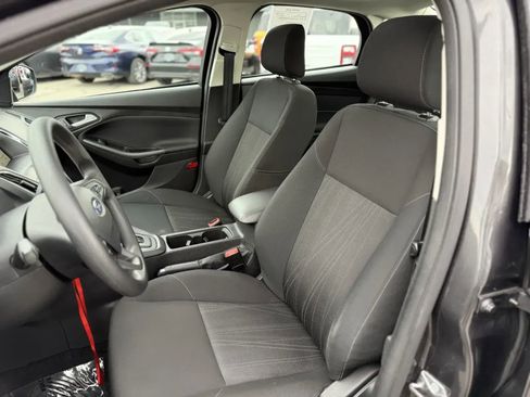 Used 2018 Ford Focus SEL image 11
