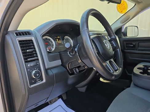 Used 2016 RAM 1500 Express AWD/4WD image 14