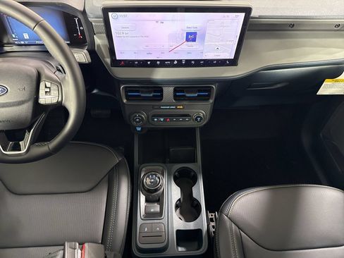 New 2026 Ford Maverick Lobo AWD/4WD image 26