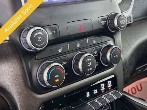 Used 2019 RAM 1500 Big Horn AWD/4WD image 16