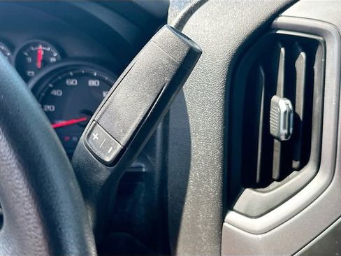 Used 2020 Chevrolet Silverado 1500 Custom w/ Custom Value Package image 16