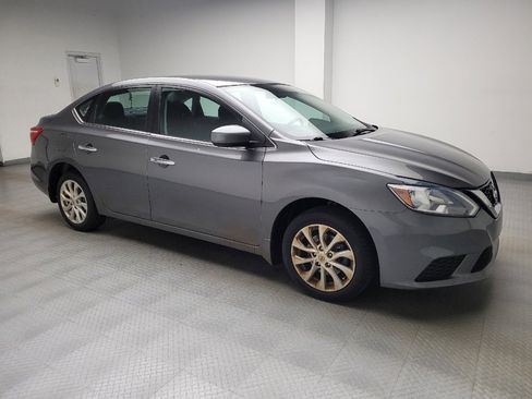 Used 2019 Nissan Sentra SV FWD image 11