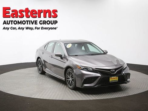 Used 2024 Toyota Camry SE image 49