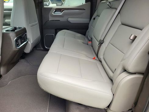 New 2026 GMC Sierra 1500 SLT AWD/4WD image 25