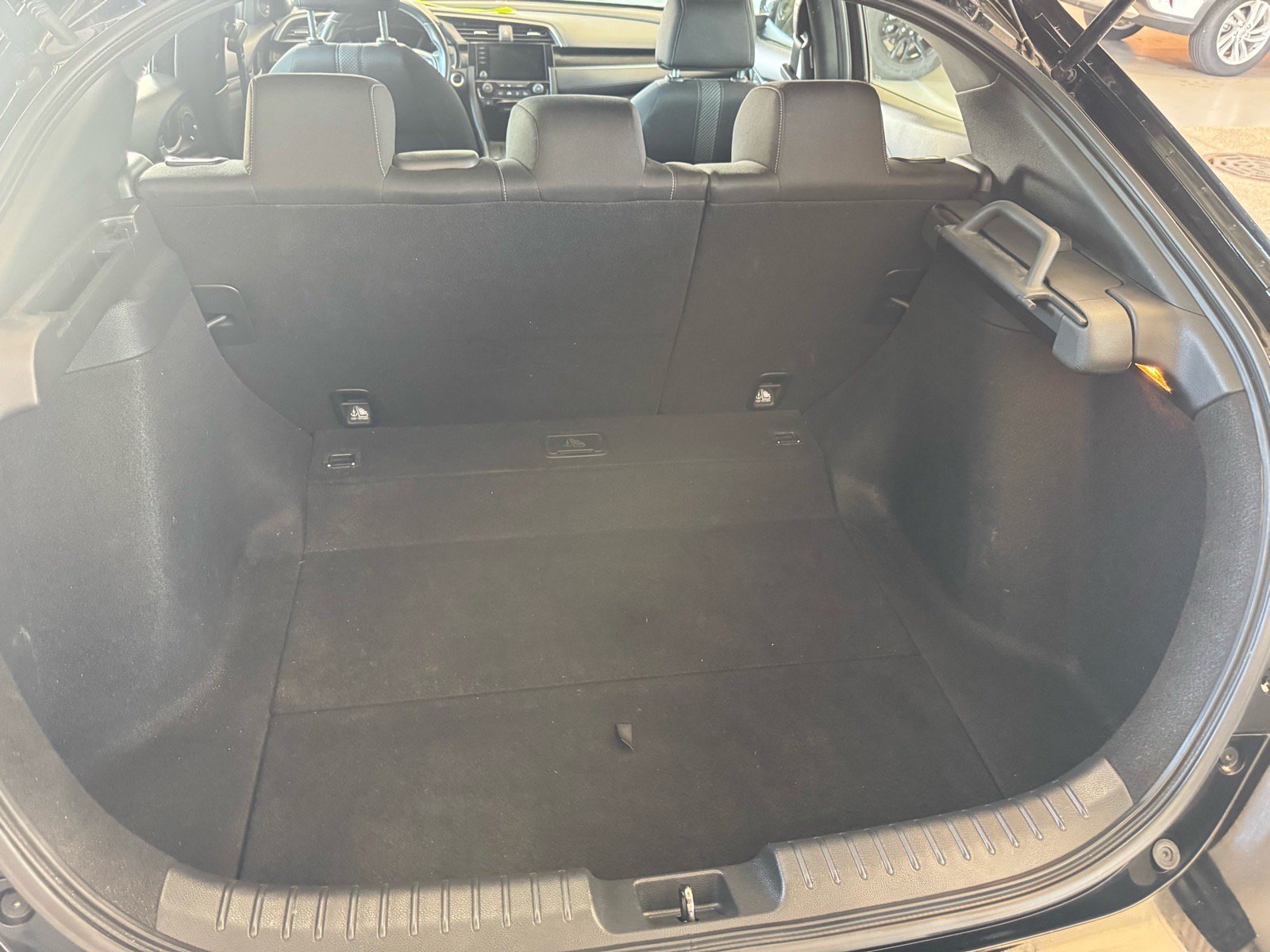 Used 2021 Honda Civic EX image 9