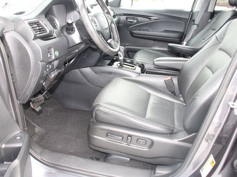 Used 2019 Honda Ridgeline RTL-E image 14