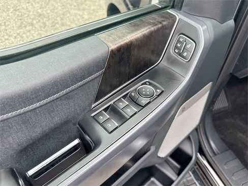 Certified 2021 Ford F150 Lariat w/ Equipment Group 502A High image 19