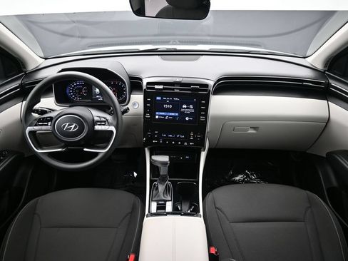 Certified 2024 Hyundai Tucson SEL AWD/4WD image 16