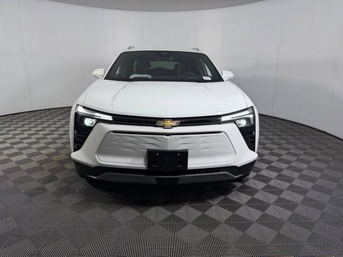 Used 2024 Chevrolet Blazer EV LT AWD/4WD image 5