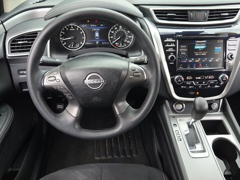 Used 2023 Nissan Murano S FWD image 11