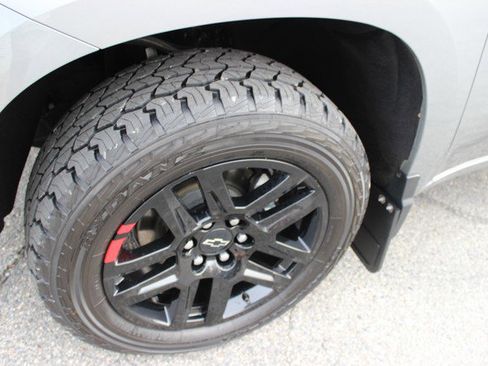 Used 2023 Chevrolet Silverado 1500 RST w/ Redline Edition image 3