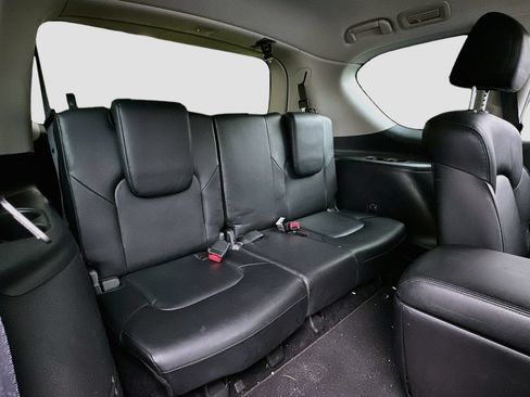 Used 2023 Nissan Armada SL w/ Captain's Chairs Package AWD/4WD image 29