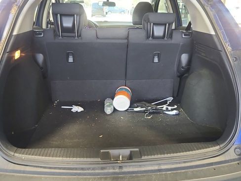 Used 2018 Honda HR-V LX image 6