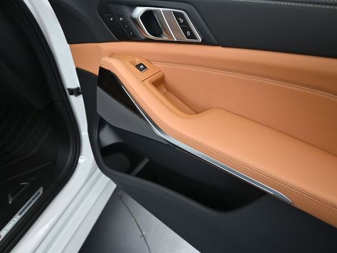 New 2026 BMW X5 M60i AWD/4WD image 24