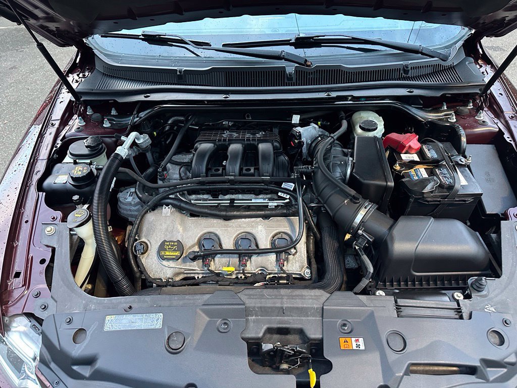 Used 2012 Ford Taurus SEL FWD image 17