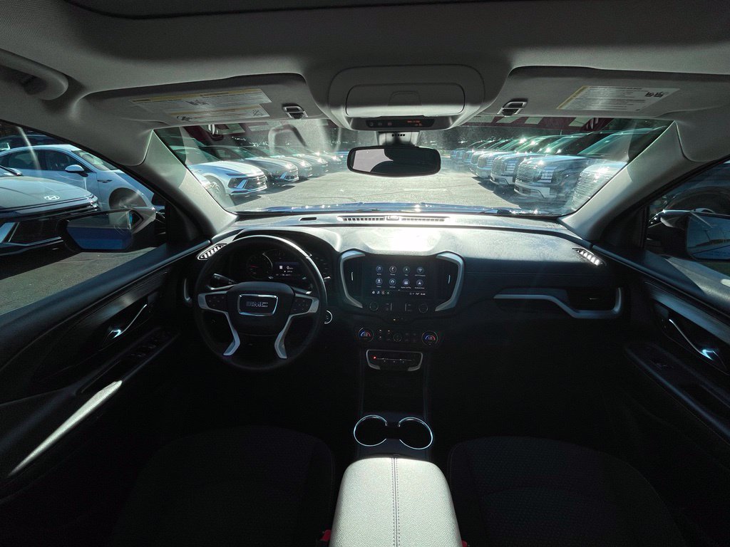 Used 2022 GMC Terrain SLE w/ Driver Convenience Package FWD image 30