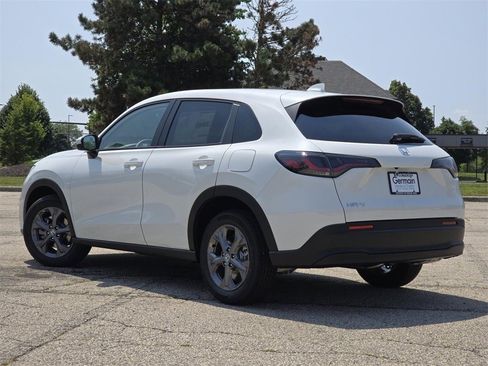 New 2026 Honda HR-V LX image 16