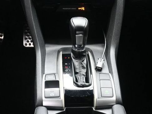 Used 2020 Honda Civic Sport image 21