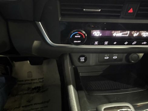 Certified 2025 Nissan Rogue SV image 19