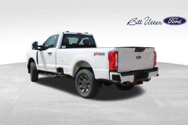 New 2027 Ford F250 XL w/ STX Appearance Package AWD/4WD image 4