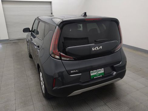 Used 2024 Kia Soul LX w/ Option Group 015 FWD image 6
