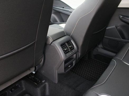 New 2025 Volkswagen Taos SEL AWD/4WD image 21