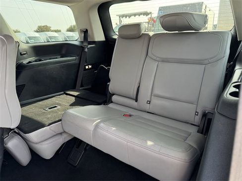 Used 2025 Ford Expedition Active image 31