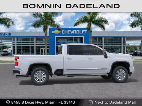 New 2026 Chevrolet Silverado 2500 High Country w/ High Country Premium Package AWD/4WD image 6
