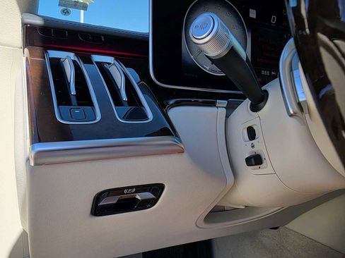 New 2026 Mercedes-Benz S 580 4MATIC Sedan image 21