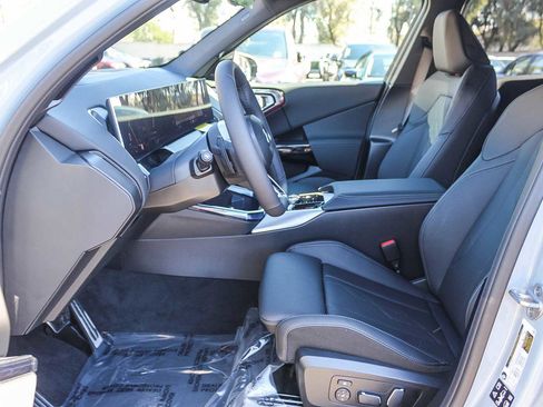 New 2026 BMW X3 xDrive30 w/ Premium Package image 17
