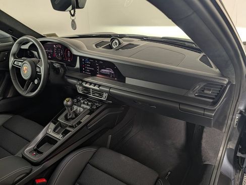 Certified 2026 Porsche 911 GT3 RWD image 18