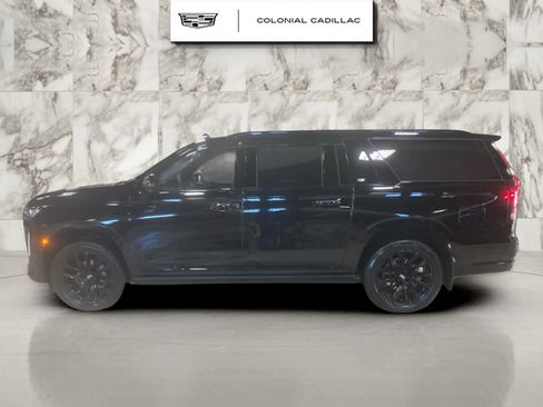Used 2023 Cadillac Escalade ESV Sport w/ LPO, ONYX Package image 2