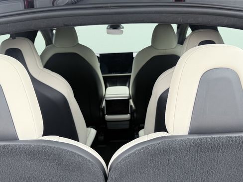 Used 2022 Tesla Model X Plaid AWD/4WD image 18