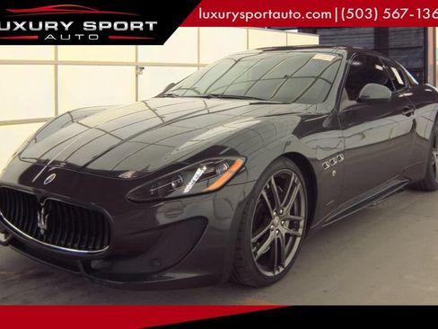 Used 2017 Maserati GranTurismo Sport RWD image 1