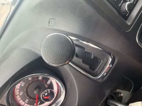 Used 2017 Dodge Grand Caravan SE w/ Power Window Group FWD image 21