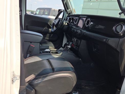 Used 2021 Jeep Wrangler Unlimited Rubicon w/ Trailer Tow Package AWD/4WD image 21