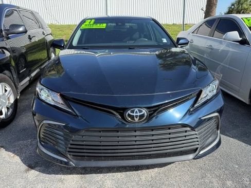 Used 2021 Toyota Camry LE FWD image 2